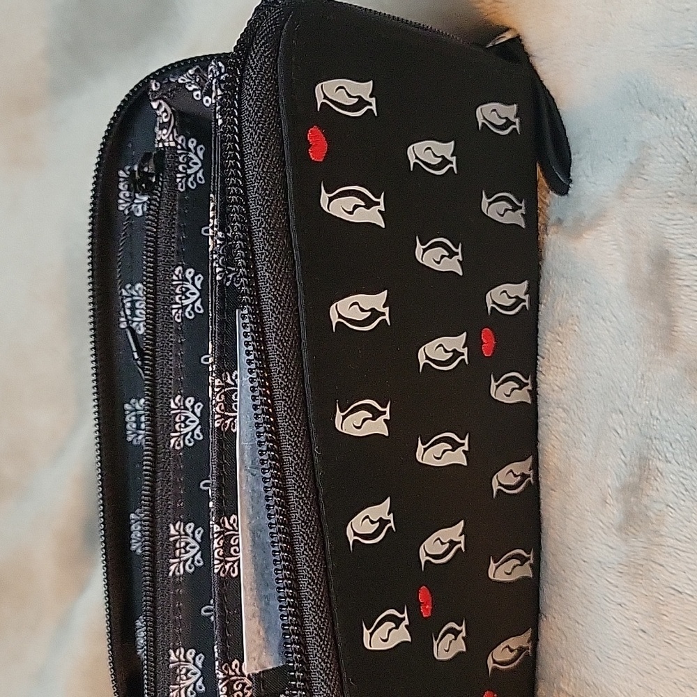 Vera Bradley accordian wristlet wallet